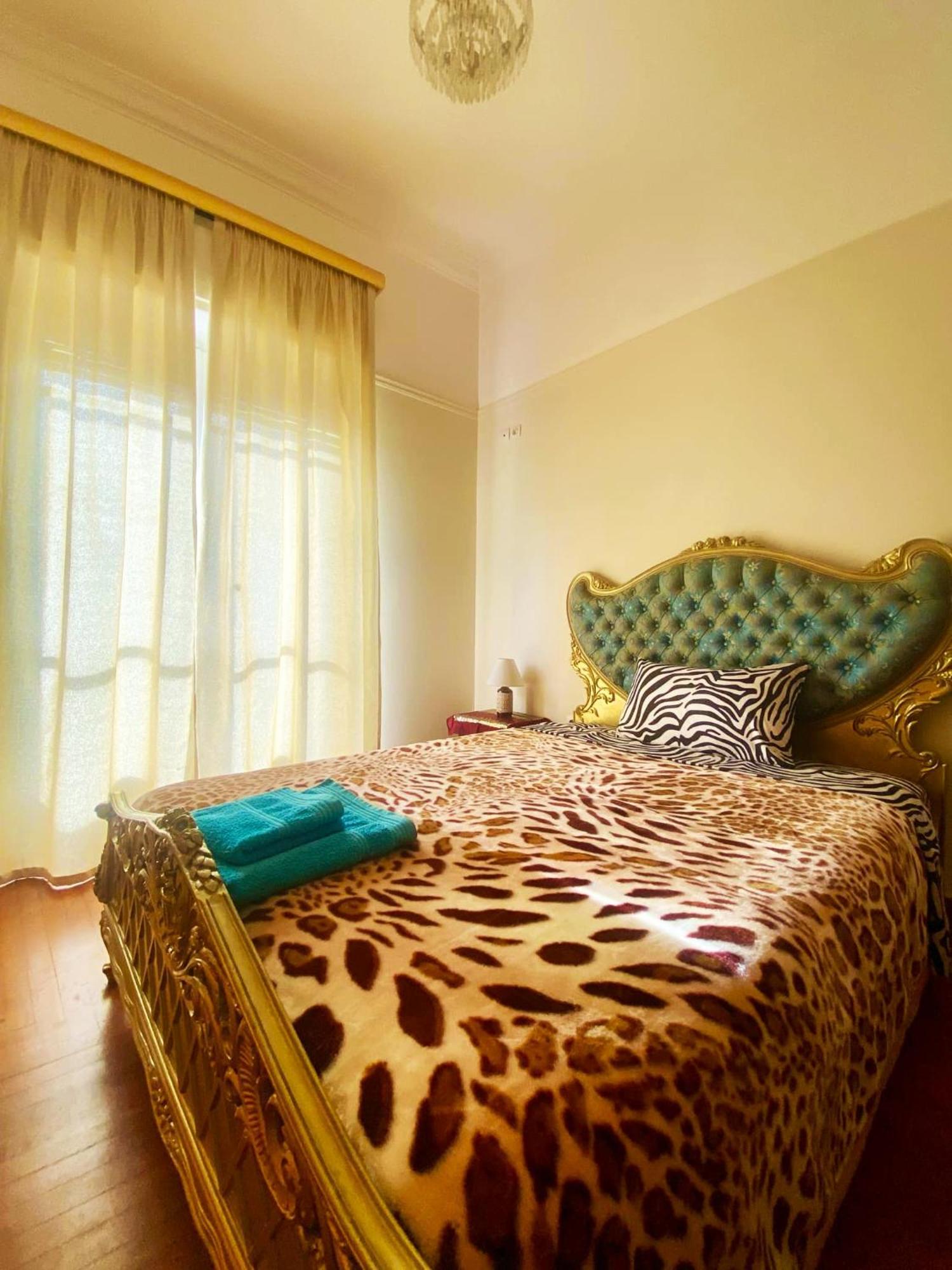 Iris Baroque Apartment Eleusis Exterior foto